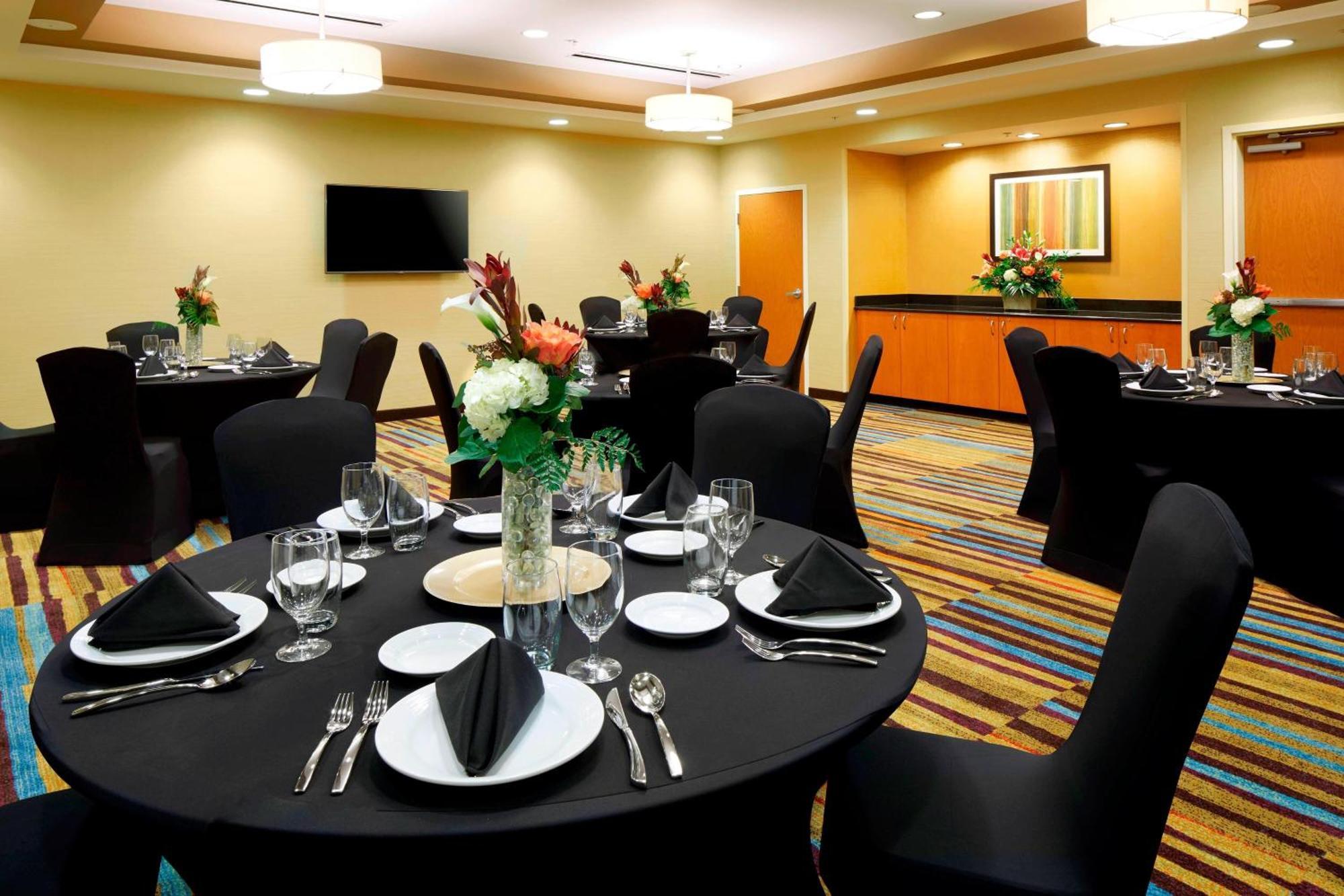Fairfield Inn & Suites By Marriott Cumberland Zewnętrze zdjęcie