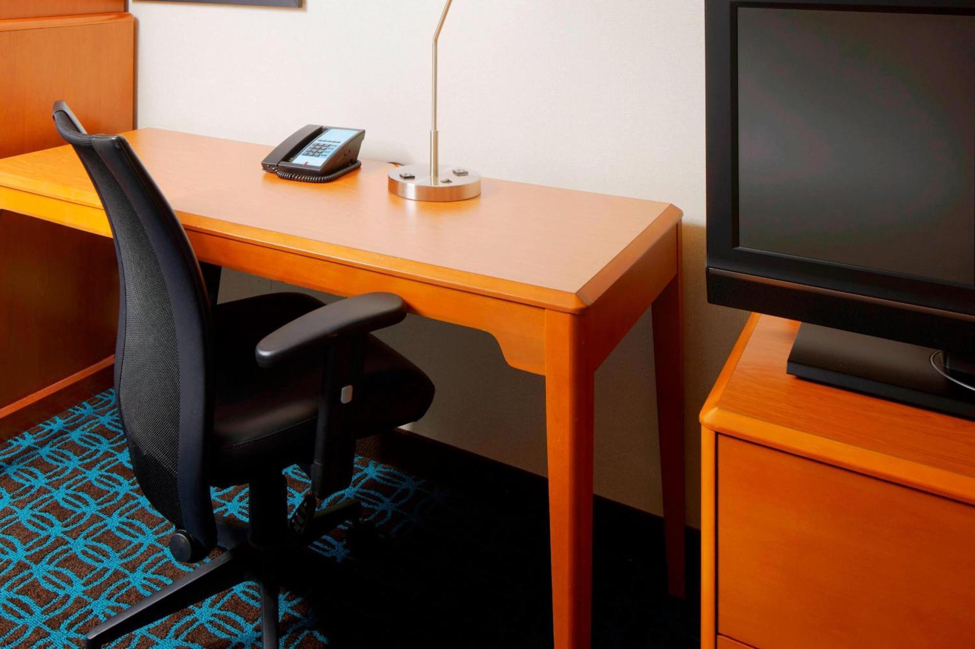 Fairfield Inn & Suites By Marriott Cumberland Zewnętrze zdjęcie